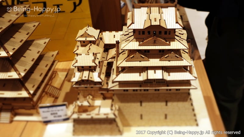 姫路城の木製模型＠丸善 池袋（MARUZEN) photo by 茶子（ちゃこ）