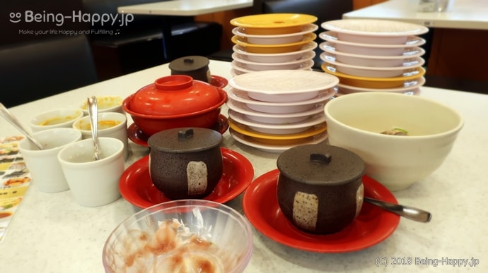 かっぱ寿司-食べた後のお皿の山
