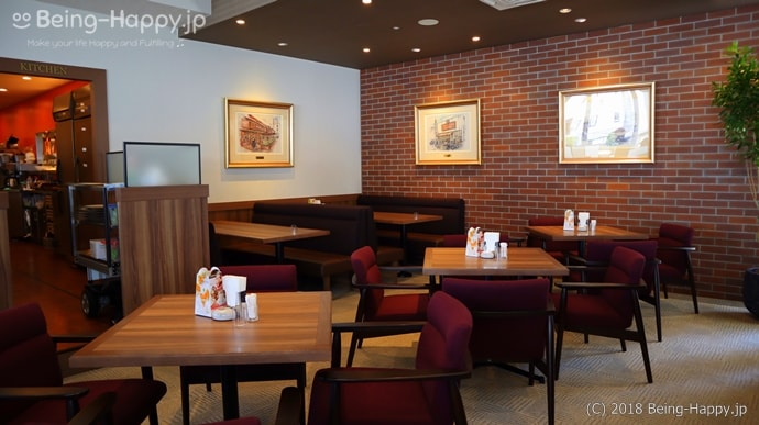 ロイヤルホストの店内